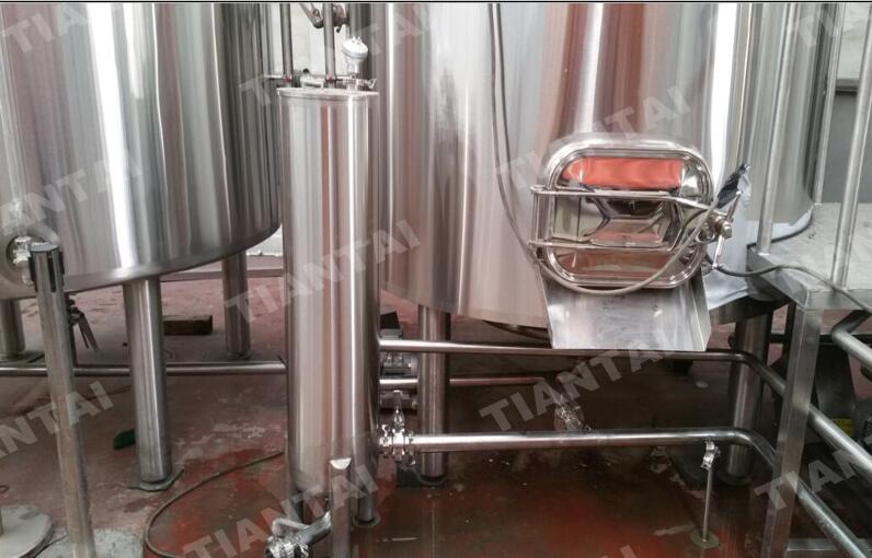 http://www.craftbreweryequipment.com/uploads/allimg/blogs%20picture/other%20pictures/Wort%20grant%20tank.jpg