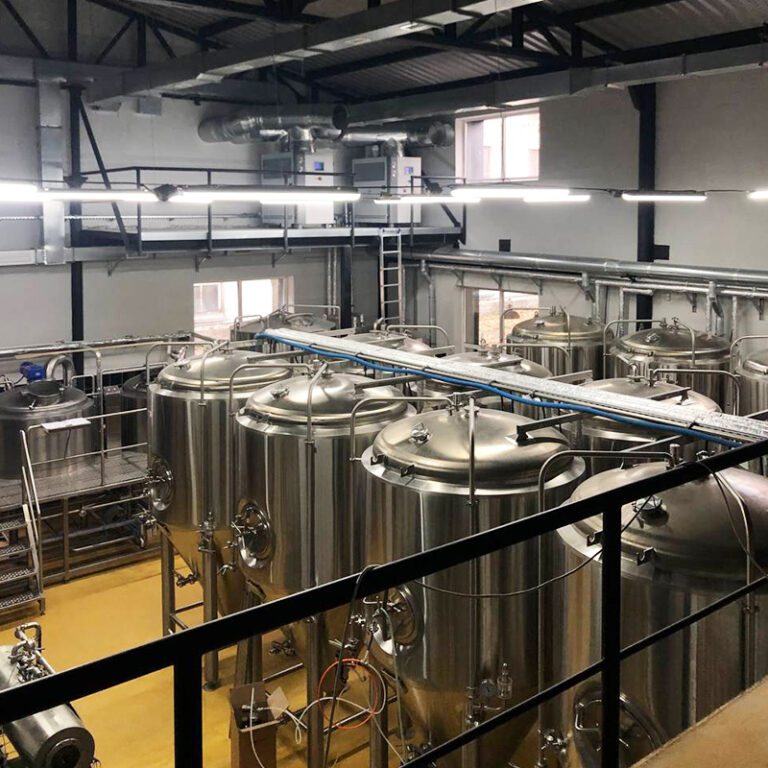 sozhski-beer-1000L-brewery-equipment-1